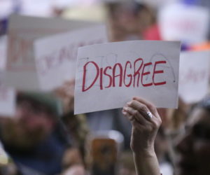 Chaffetz draws huge crowds at town hall meeting