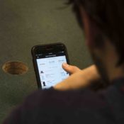 Forget 9-to-5: College students find alternate ways to earn extra cash