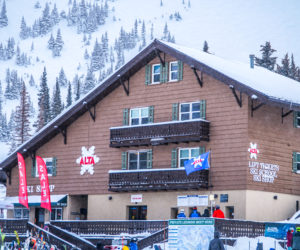 Canyon conundrum: Utah’s “greatest snow on earth” causing traffic problems to resorts