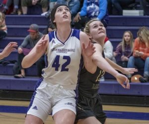 Griffins clinch tournament spot after weekend game wins