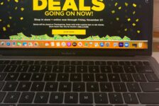 Shoppers opt for online Black Friday deals, avoid in-store sales amid pandemic