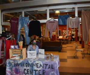 Thrift collective pop-ups return, encourages culture of reciprocity